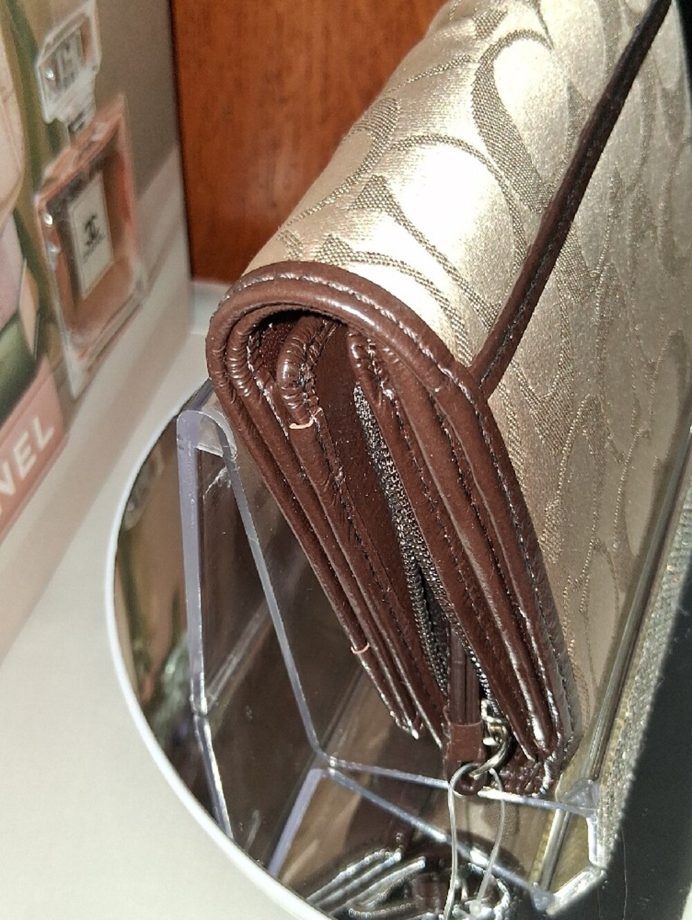 Coach Signature Soho VINTAGE Y2K Wallet in Brown and Tan NWT With Dust Bag - Picture 5 of 8
